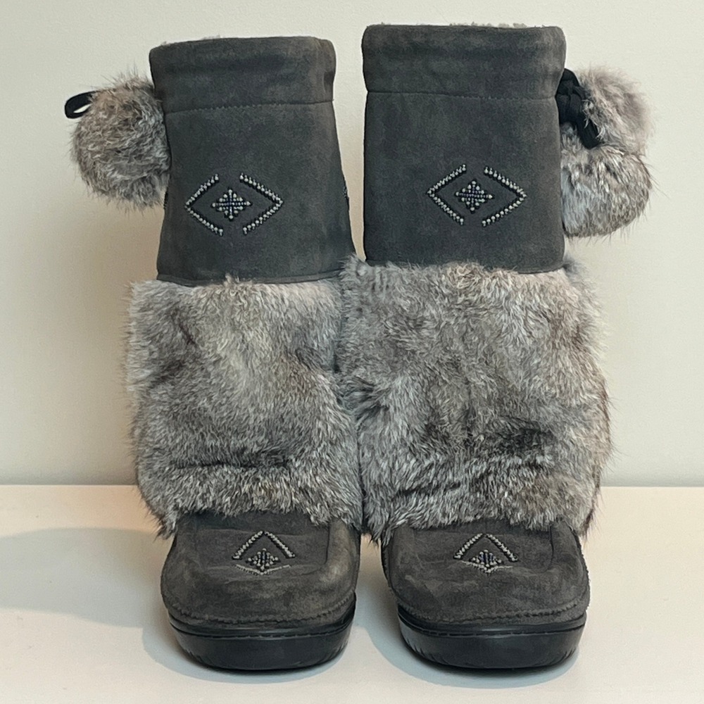 Manitobah Mukluks Grey Suede Rabbit Fur Beadwork Winter Boots Womens 7